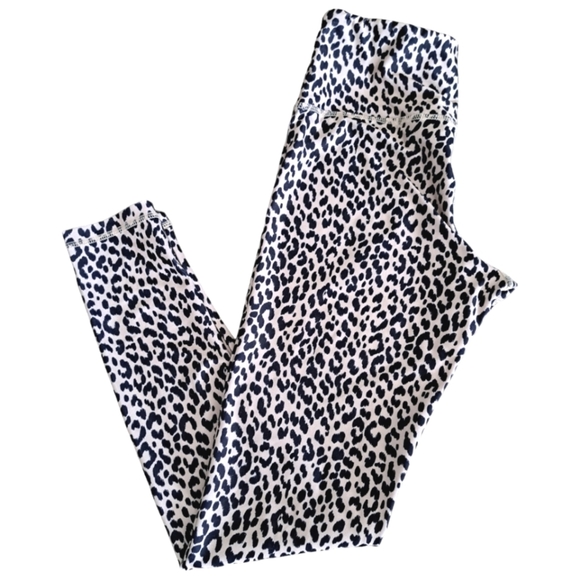🪻BOGO🪻‎ Blue Rain Animal Print Ankle Length Leggings (LIKE NEW) Size Small - Picture 1 of 10